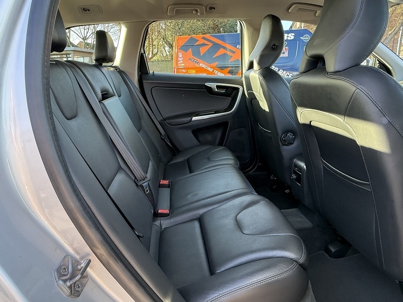 Used Volvo XC60 2014 for sale - 77003322: Photo 9