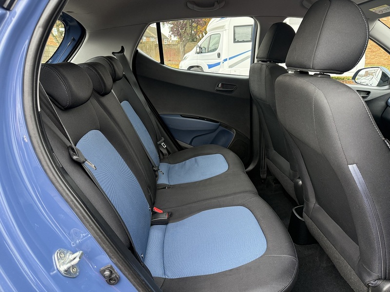 Used Hyundai i10 2015 for sale - 76505623: Photo 9