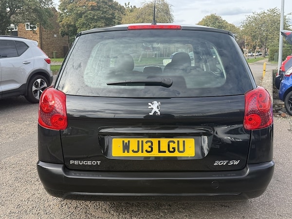 Used Peugeot 207 2013 for sale - 76077214: Photo 5
