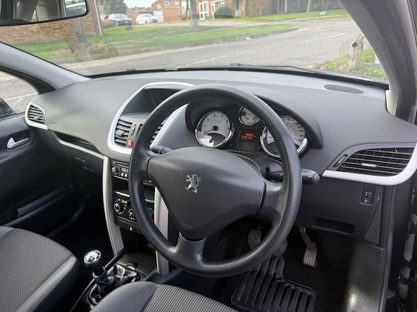 Used Peugeot 207 2013 for sale - 76077214: Photo 7