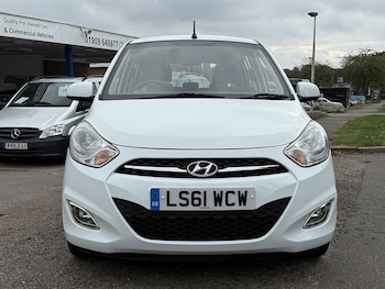 Used Hyundai i10 2011 for sale - 76106313: Photo 2