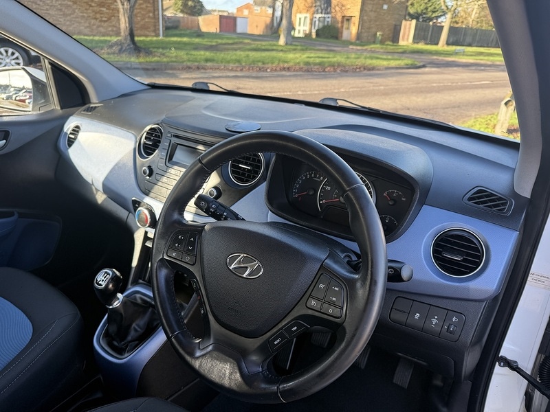 Used Hyundai i10 2014 for sale - 77227947: Photo 7