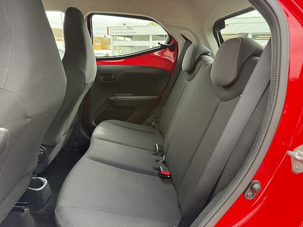 Used Toyota AYGO 2015 for sale - 75046827: Photo 13