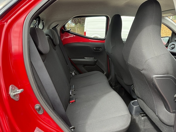 Used Toyota AYGO 2015 for sale - 75046827: Photo 9