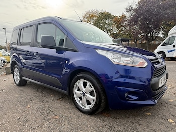 Used Ford Tourneo Connect 2015 for sale - 76407128: Photo