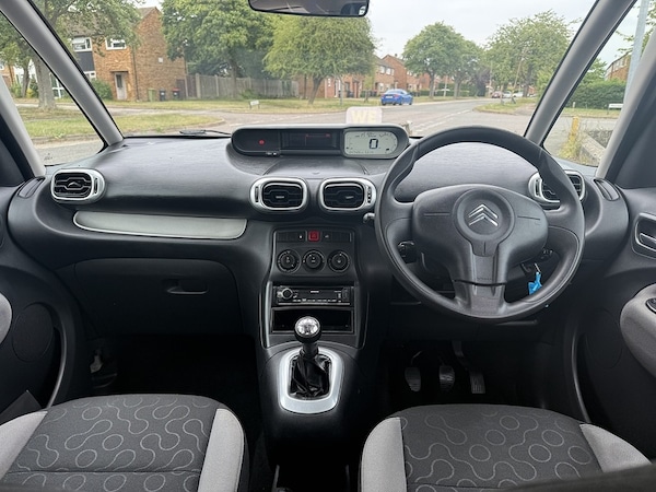 Used Citroen C3 Picasso 2011 for sale - 74954740: Photo 10