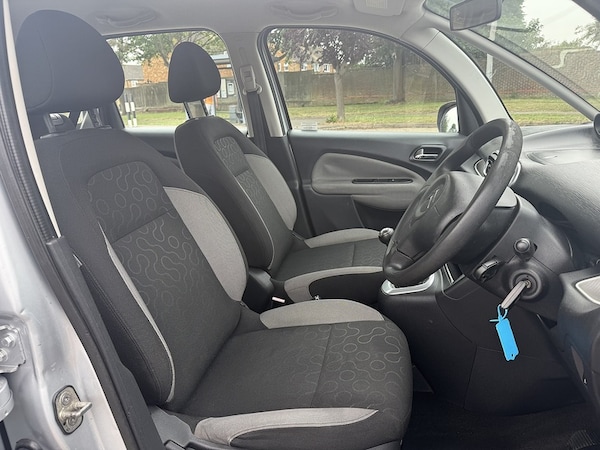 Used Citroen C3 Picasso 2011 for sale - 74954740: Photo 8