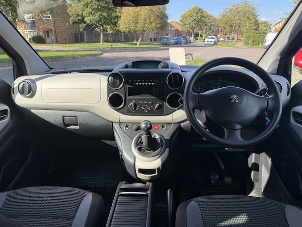 Used Peugeot Partner Tepee 2014 for sale - 76039980: Photo 10