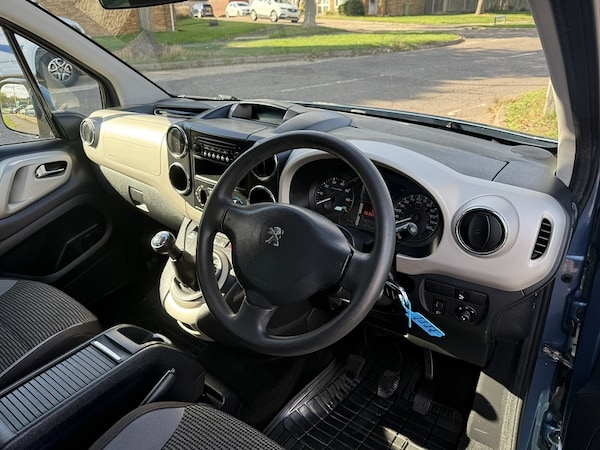 Used Peugeot Partner Tepee 2014 for sale - 76039980: Photo 7