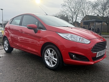 Used Ford Fiesta 2016 for sale - 76924015: Photo