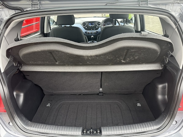 Used Hyundai i10 2015 for sale - 76236273: Photo 14