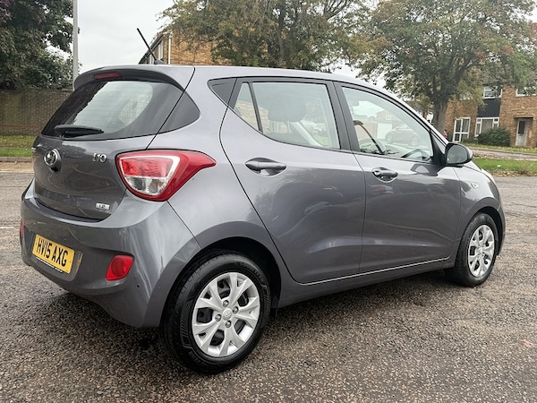 Used Hyundai i10 2015 for sale - 76236273: Photo 6