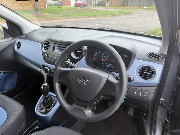 Used Hyundai i10 2015 for sale - 76236273: Photo 7