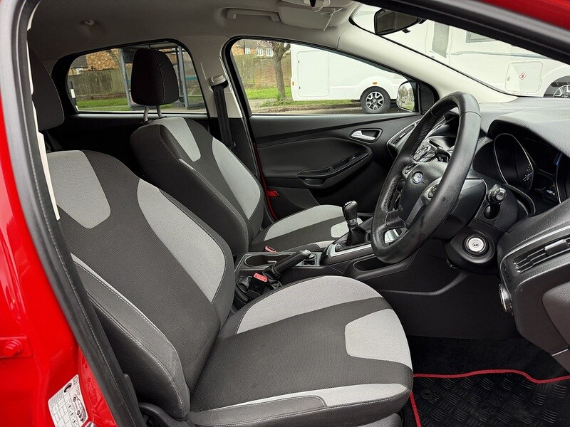 Used Ford Focus 2014 for sale - 77906039: Photo 8