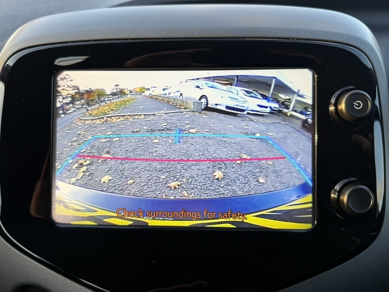 Used Toyota AYGO 2018 for sale - 76368276: Photo 12