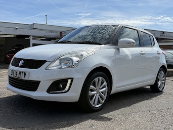 Used Suzuki Swift 2014 for sale - 79503137: Photo