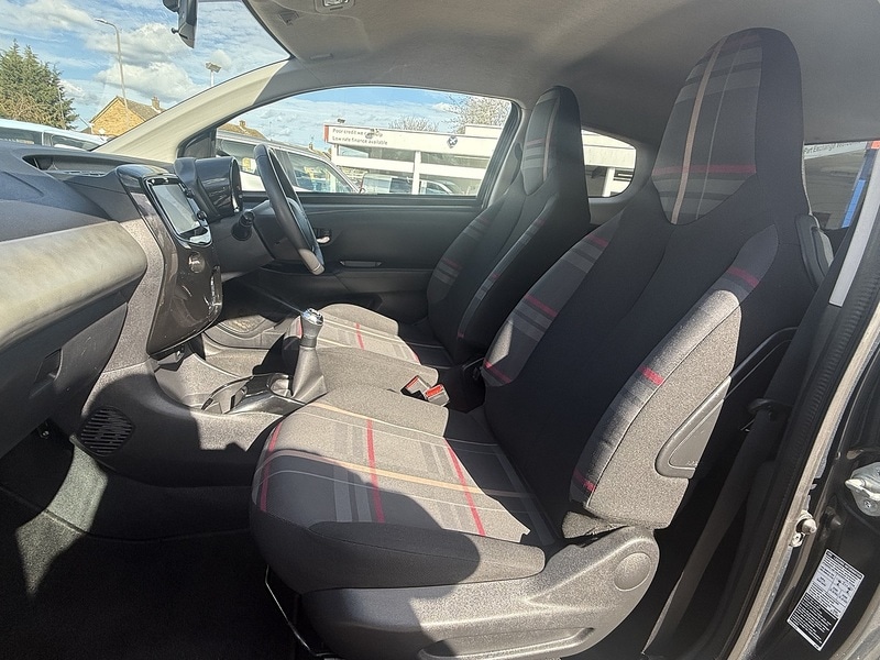 Used Peugeot 108 2014 for sale - 78031130: Photo 11