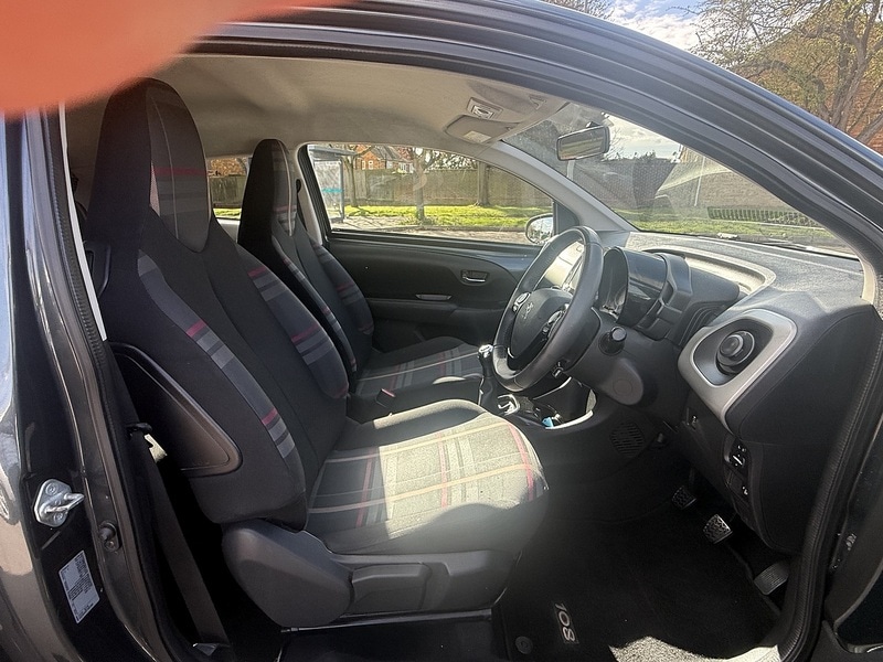 Used Peugeot 108 2014 for sale - 78031130: Photo 8