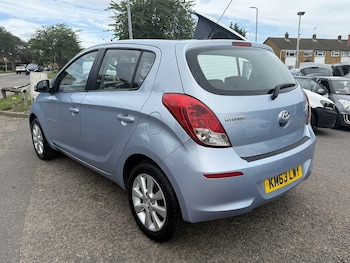 Used Hyundai i20 2013 for sale - 78944118: Photo
