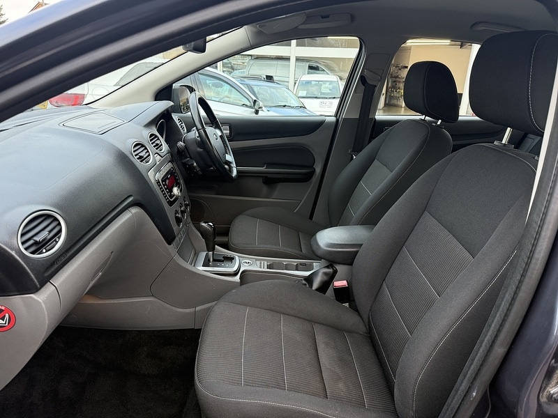 Used Ford Focus 2010 for sale - 77172744: Photo 12