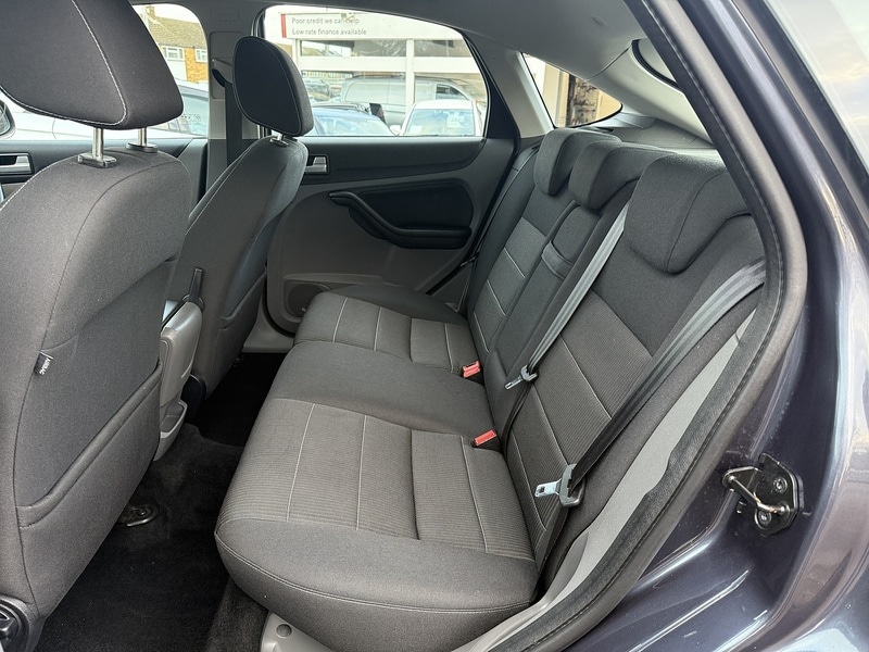 Used Ford Focus 2010 for sale - 77172744: Photo 13