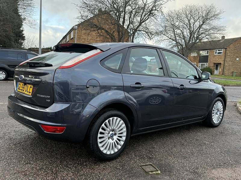 Used Ford Focus 2010 for sale - 77172744: Photo 6