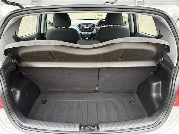 Used Hyundai i10 2015 for sale - 76236276: Photo 13
