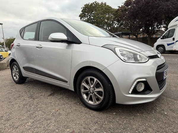 Used Hyundai i10 2015 for sale - 76236276: Photo 3