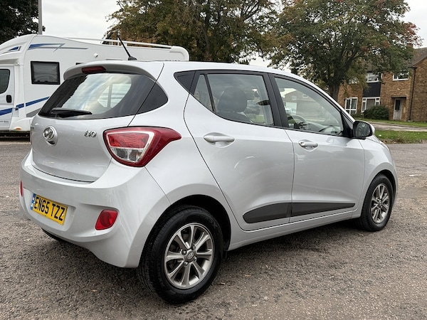 Used Hyundai i10 2015 for sale - 76236276: Photo 5