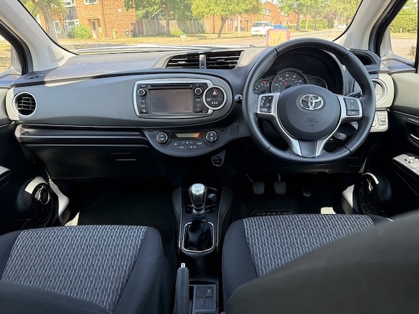 Used Toyota Yaris 2014 for sale - 75123138: Photo 11