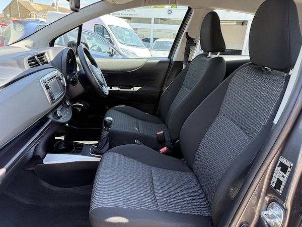 Used Toyota Yaris 2014 for sale - 75123138: Photo 13