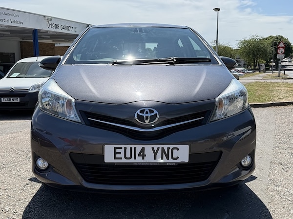 Used Toyota Yaris 2014 for sale - 75123138: Photo 2