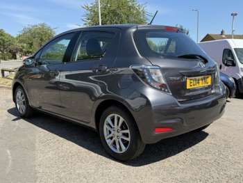 Used Toyota Yaris 2014 for sale - 75123138: Photo