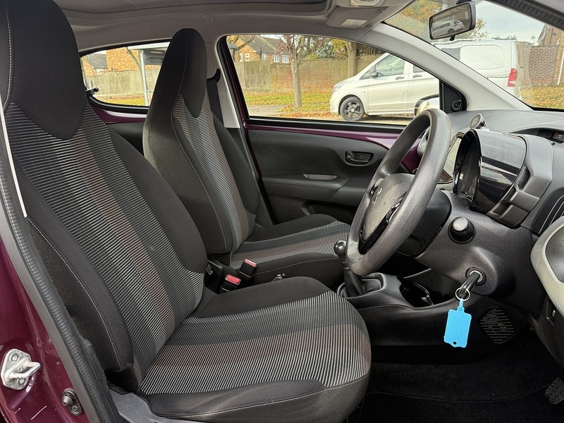 Used Peugeot 108 2015 for sale - 76559533: Photo 8