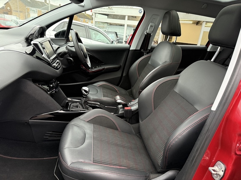 Used Peugeot 2008 2017 for sale - 77409175: Photo 14