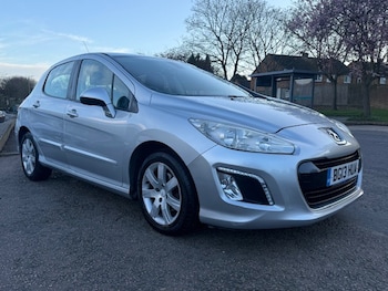 Used Peugeot 308 2013 for sale - 77877630: Photo