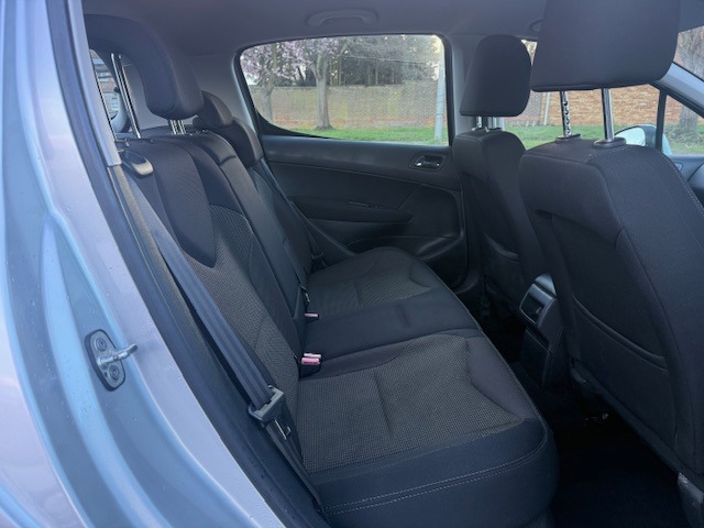 Used Peugeot 308 2013 for sale - 77877630: Photo 9