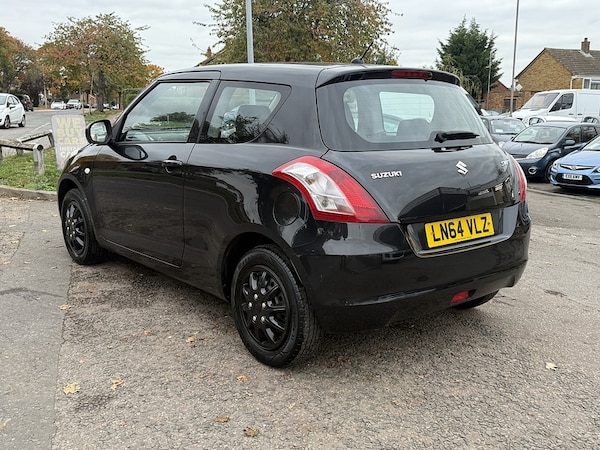 Used Suzuki Swift 2014 for sale - 76320165: Photo 4
