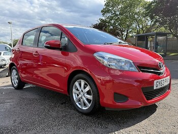 Used Toyota Yaris 2013 for sale - 78579242: Photo