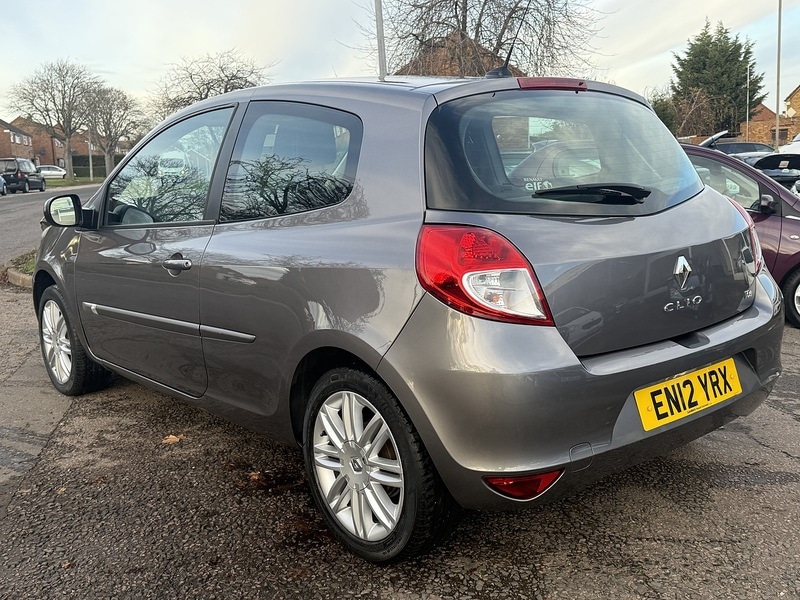 Used Renault Clio 2012 for sale - 76655523: Photo 4