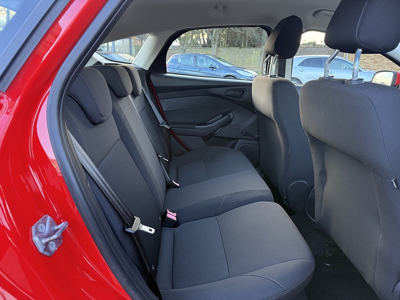 Used Ford Focus 2015 for sale - 77263985: Photo 12