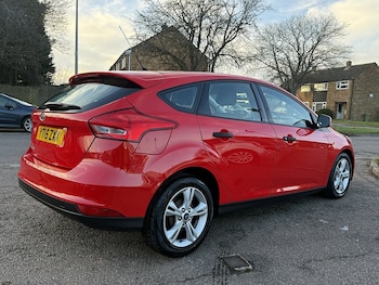 Used Ford Focus 2015 for sale - 77263985: Photo