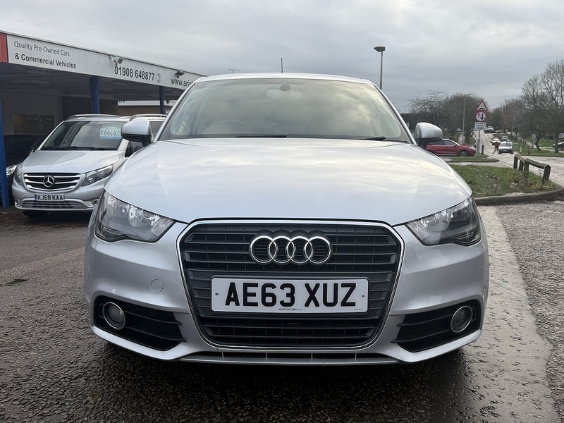 Used Audi A1 2013 for sale - 76924017: Photo 2