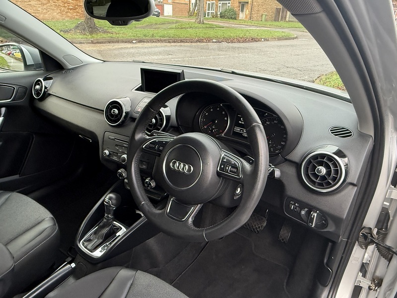 Used Audi A1 2013 for sale - 76924017: Photo 7