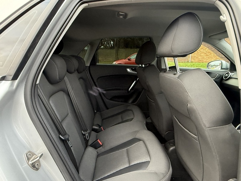 Used Audi A1 2013 for sale - 76924017: Photo 9