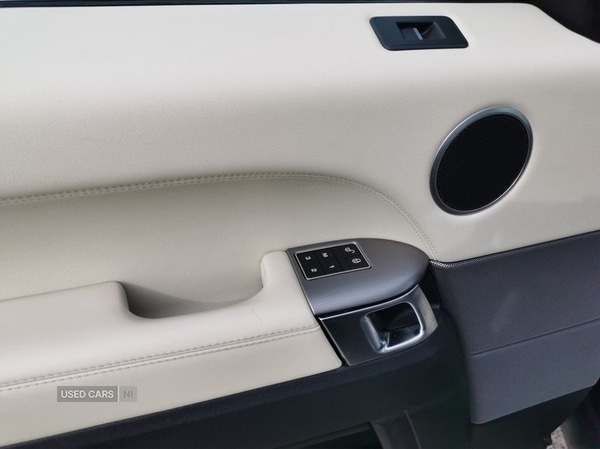 Used Land Rover Range Rover Sport 2017 for sale - 76123225: Photo 16