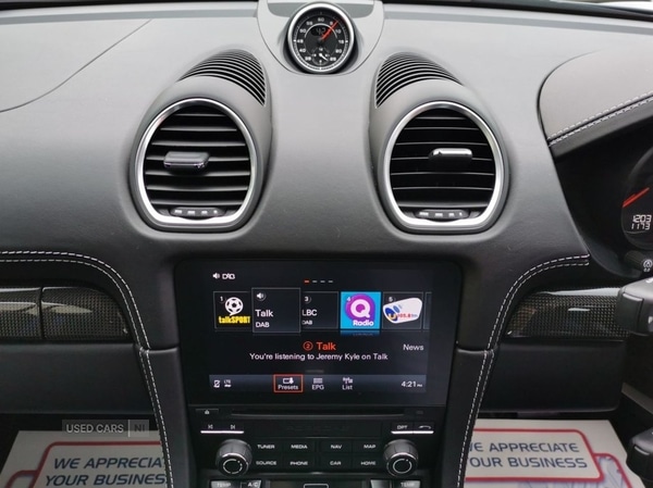 Used Porsche Cayman 2023 for sale - 76702870: Photo 15