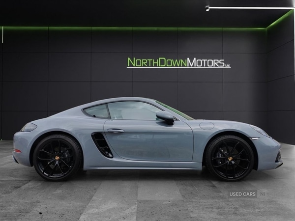 Used Porsche Cayman 2023 for sale - 76702870: Photo 7
