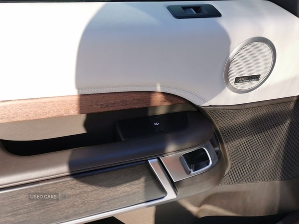 Used Land Rover Discovery 2017 for sale - 76977181: Photo 17