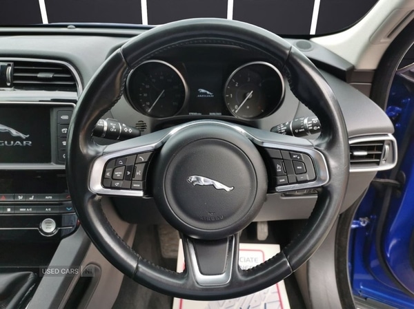 Used Jaguar F-Pace 2017 for sale - 76702848: Photo 10